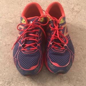New balance running shoes
